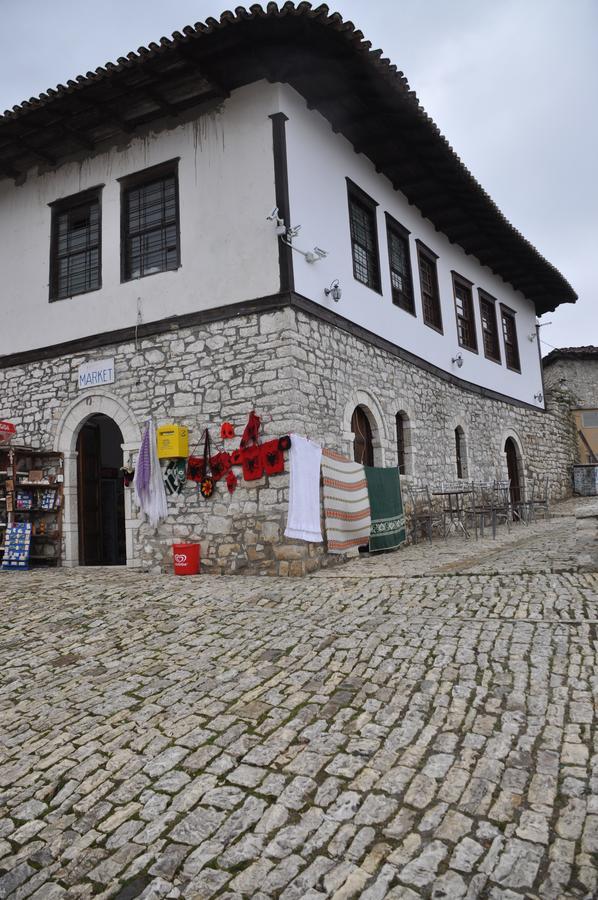 Hotel Kalaja Berat Exterior photo